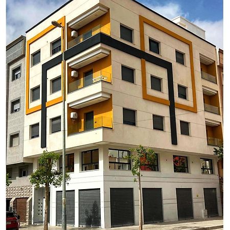 Selouane Apartment Nador Bagian luar foto