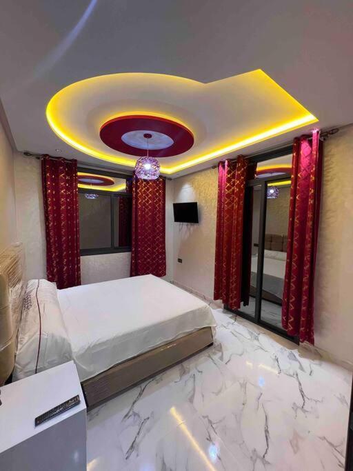 Selouane Apartment Nador Bagian luar foto
