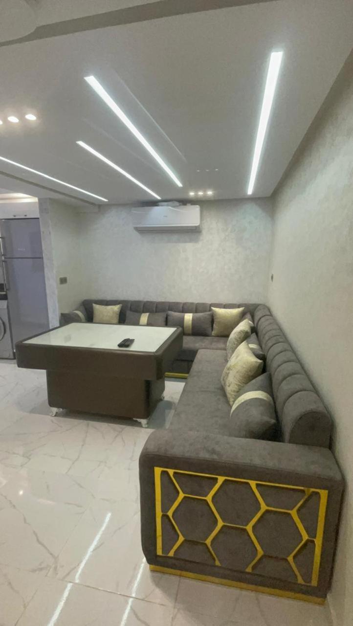 Selouane Apartment Nador Bagian luar foto