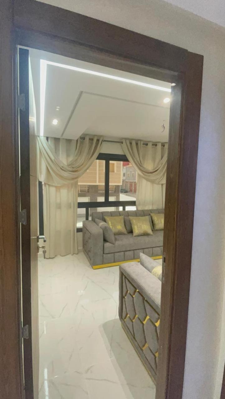 Selouane Apartment Nador Bagian luar foto